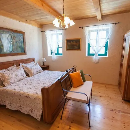 Oliva Bribir Villa *