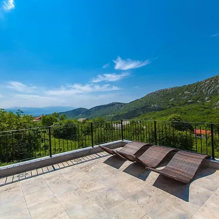 Oliva Bribir Villa