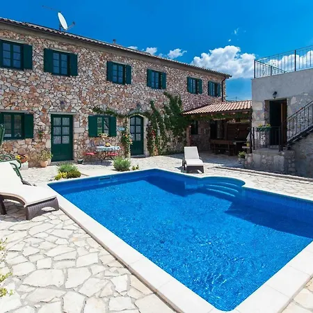 Oliva Vilă Bribir (Primorje-Gorski Kotar)